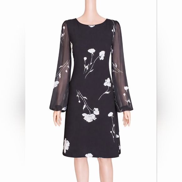 White House Black Market Dresses & Skirts - White House Black Market black floral chiffon shift dress Medium NWT